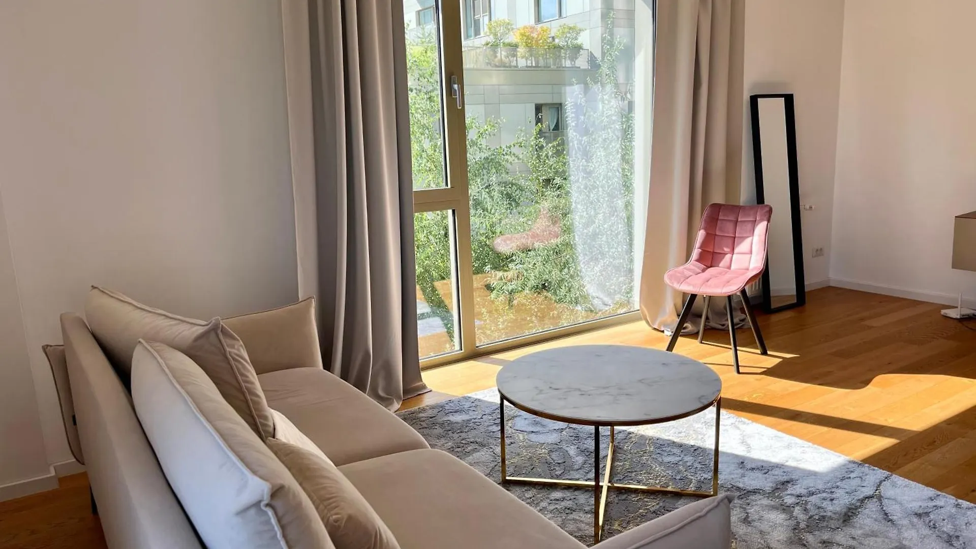 Herastrau Park Apartment Bucharest